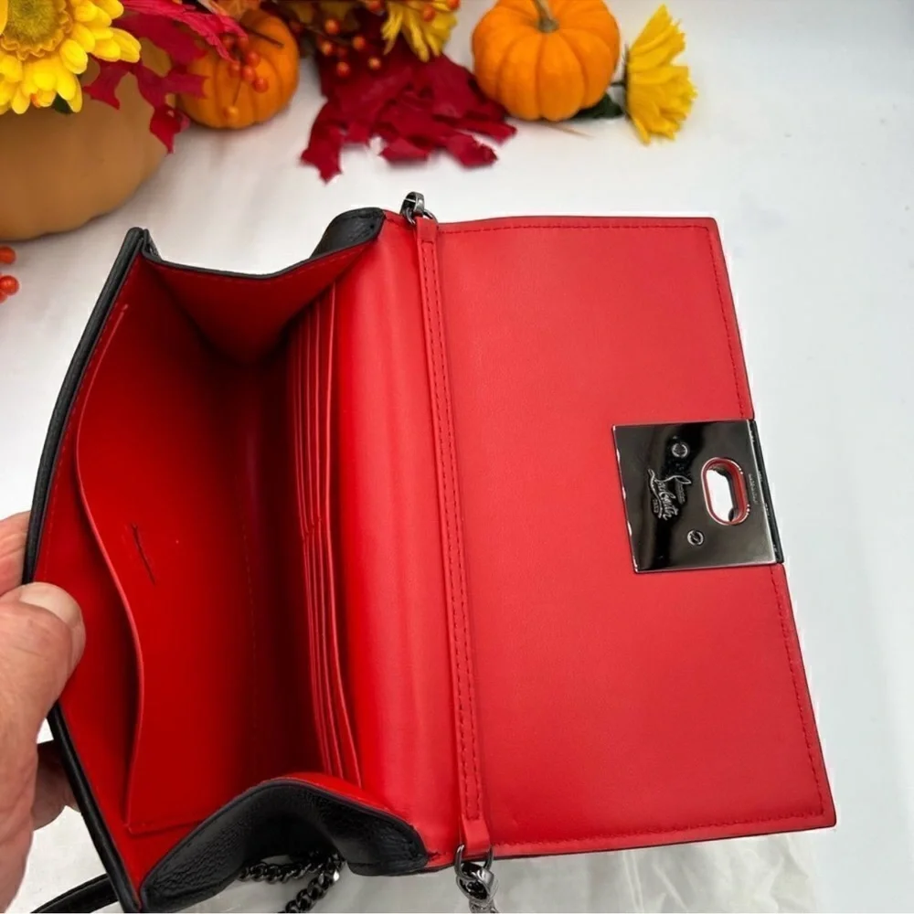 Christian Louboutin Carasky leather clutch/shoulder bag made in Italy - Picture 9 of 10